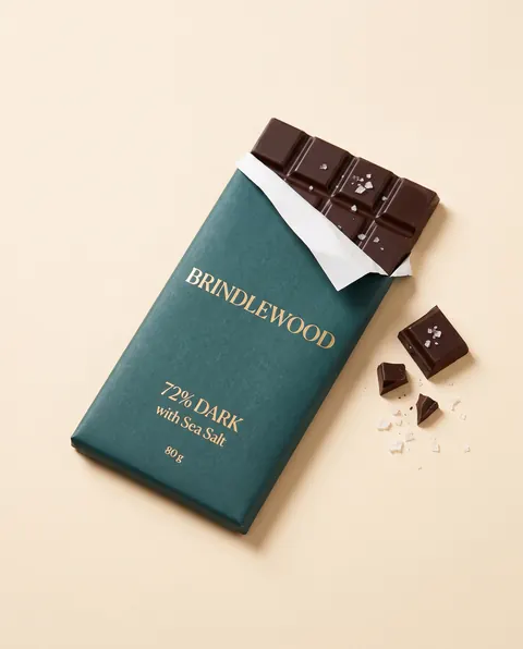 Brindlewood's product photo: 72% Dark Chocolate with Sea Salt, 80 g, the packshot attached to prompts D and E.